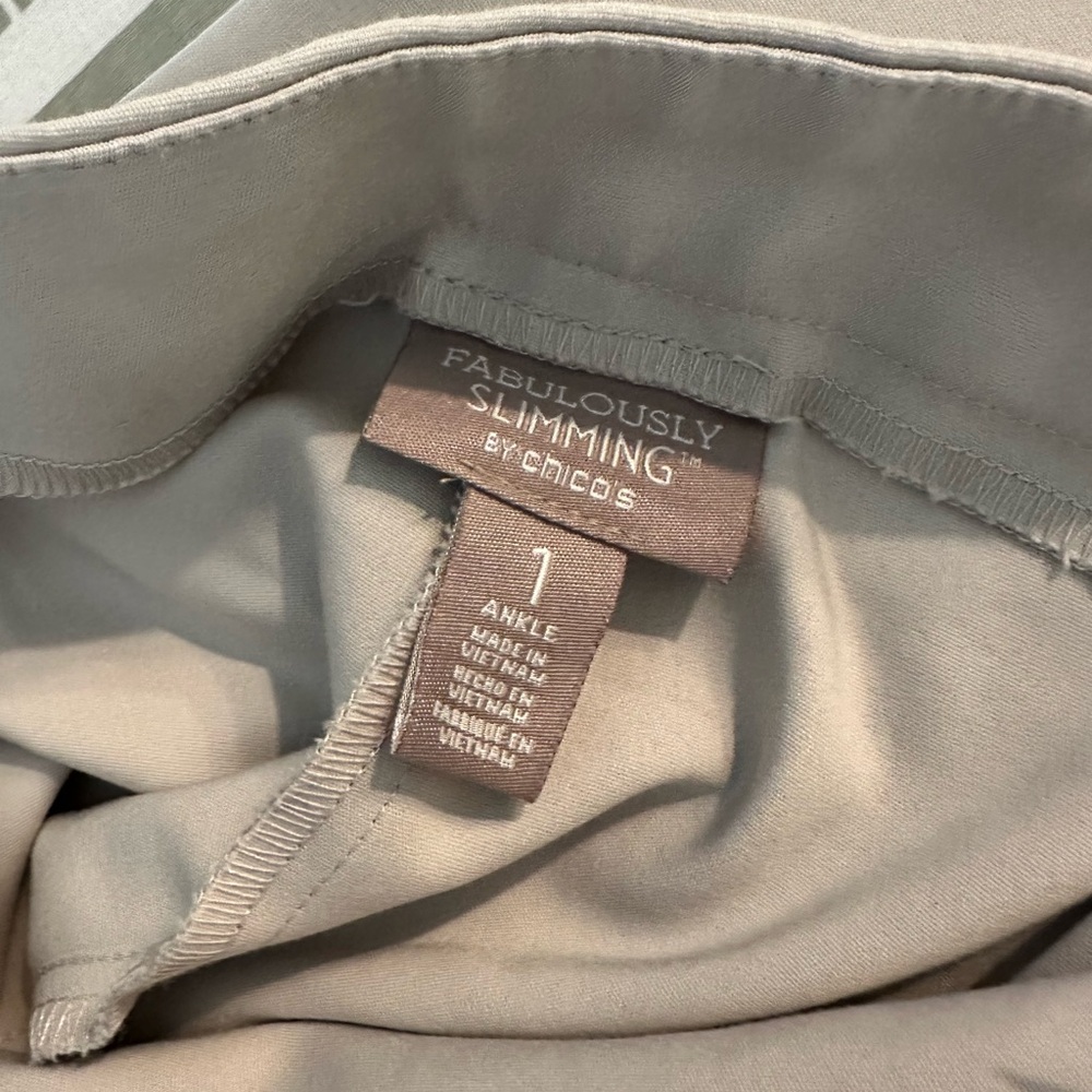 Chico's Slimming Ankle Pants in Light Gray